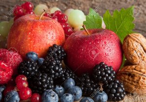 Früchte und Nüsse